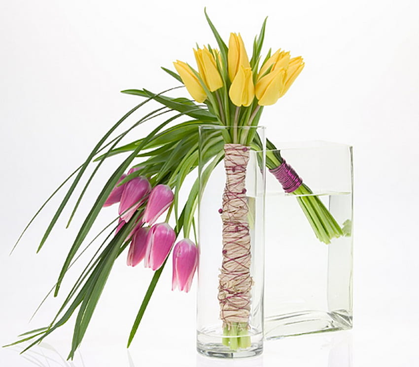kreuz und quer, Glas, rosa, Tulpen, gelb HD-Hintergrundbild