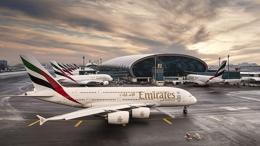 aircraft, Airplane, Passenger aircraft, Airport, Dubai, Dubai International Airport, A380, Airbus / and Mobile Background HD wallpaper