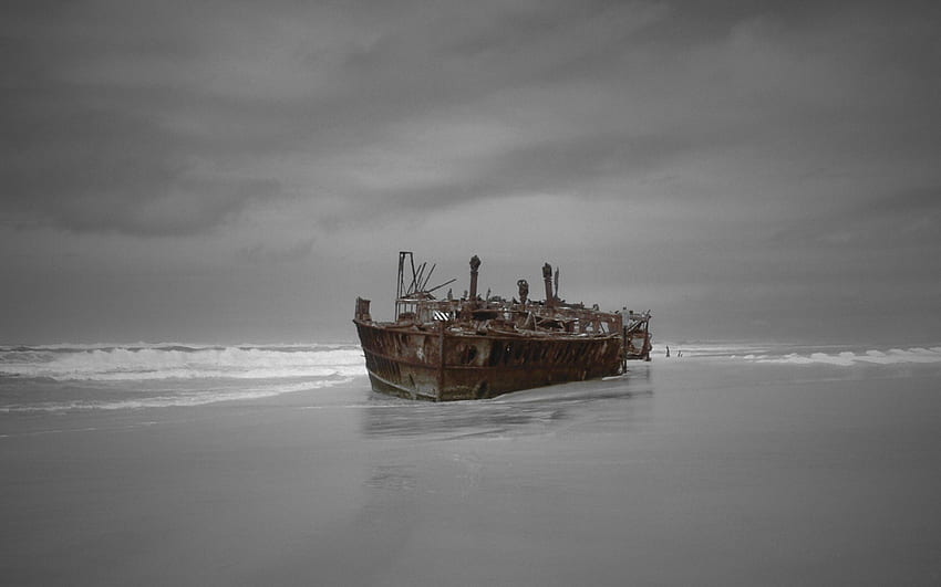 shipwreck in a grey sea, sea, waves, grey, shipwreck, sky HD wallpaper