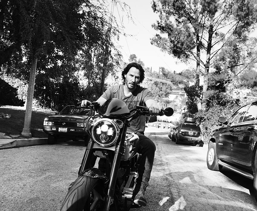 Keanu Reeves, auf dem Fahrrad, Schauspieler, monochrom HD-Hintergrundbild