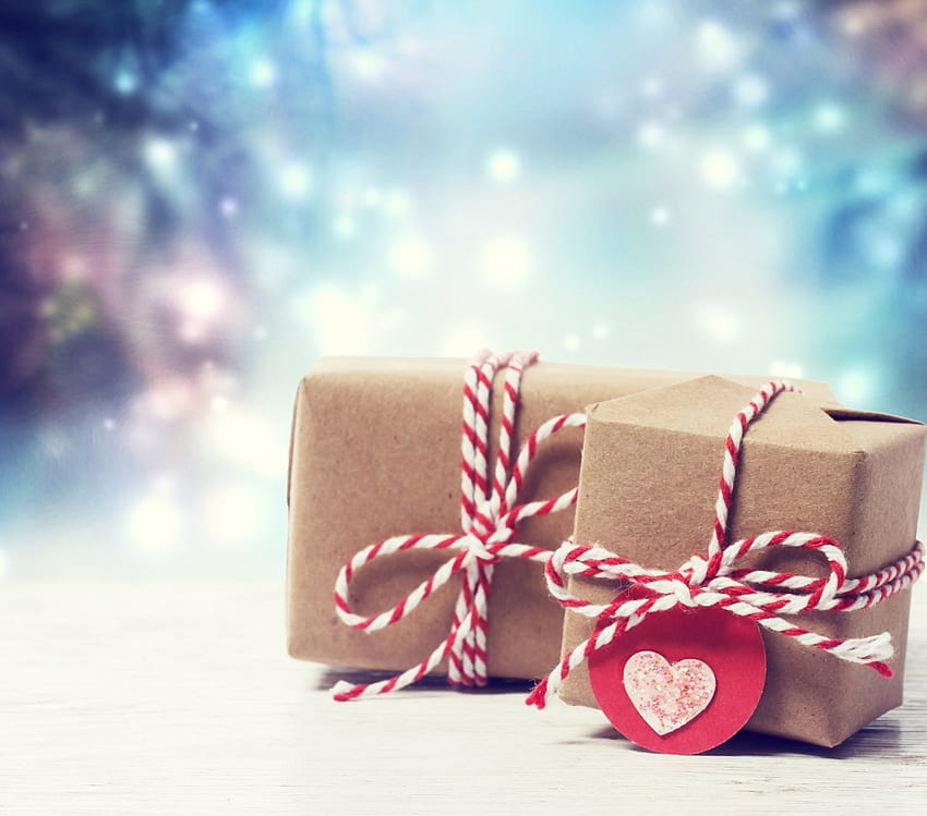 Presents from the Heart, holiday, give, presents, love, christmas time HD wallpaper