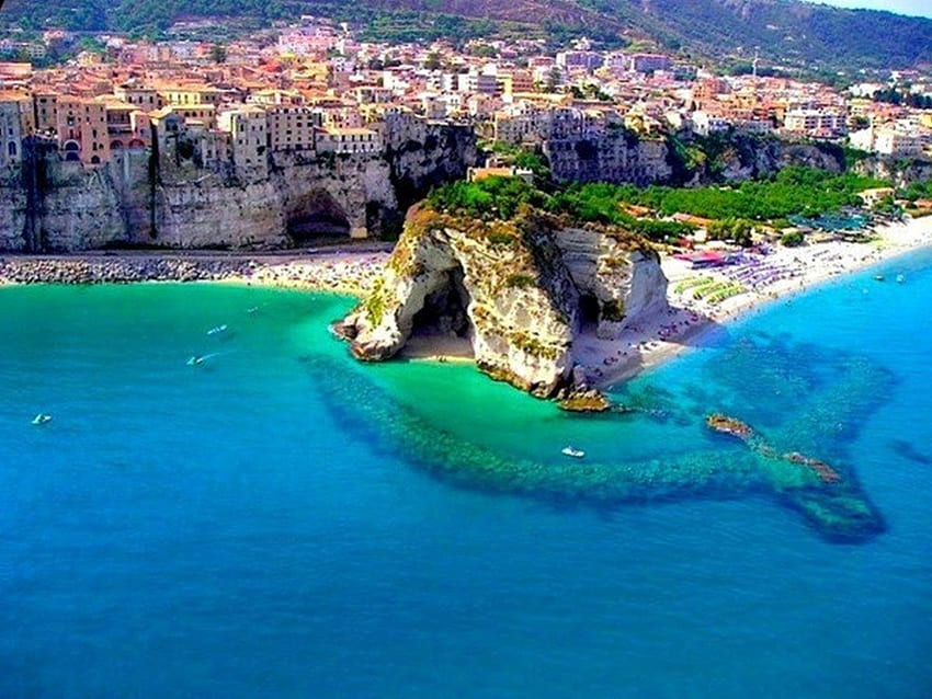 Pizzo - Calabria, paesaggio, mare, città, spiaggia Sfondo HD
