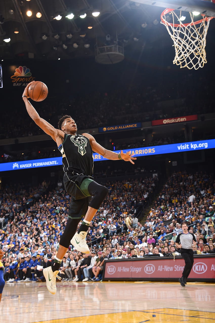 Stephen Curry Dunk (best Stephen Curry Dunk and ) on Chat, Giannis Antetokounmpo HD phone wallpaper