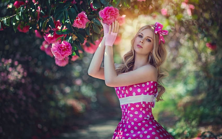 Beauty, model, blonde, girl, dot, woman, rose, pink, flower, bow HD wallpaper