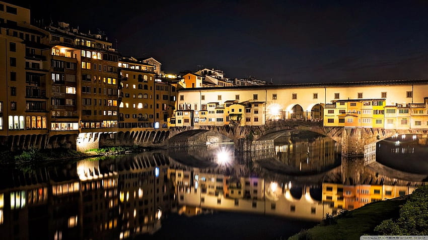 Ponte Vecchio at night, Florence, Italy HD wallpaper