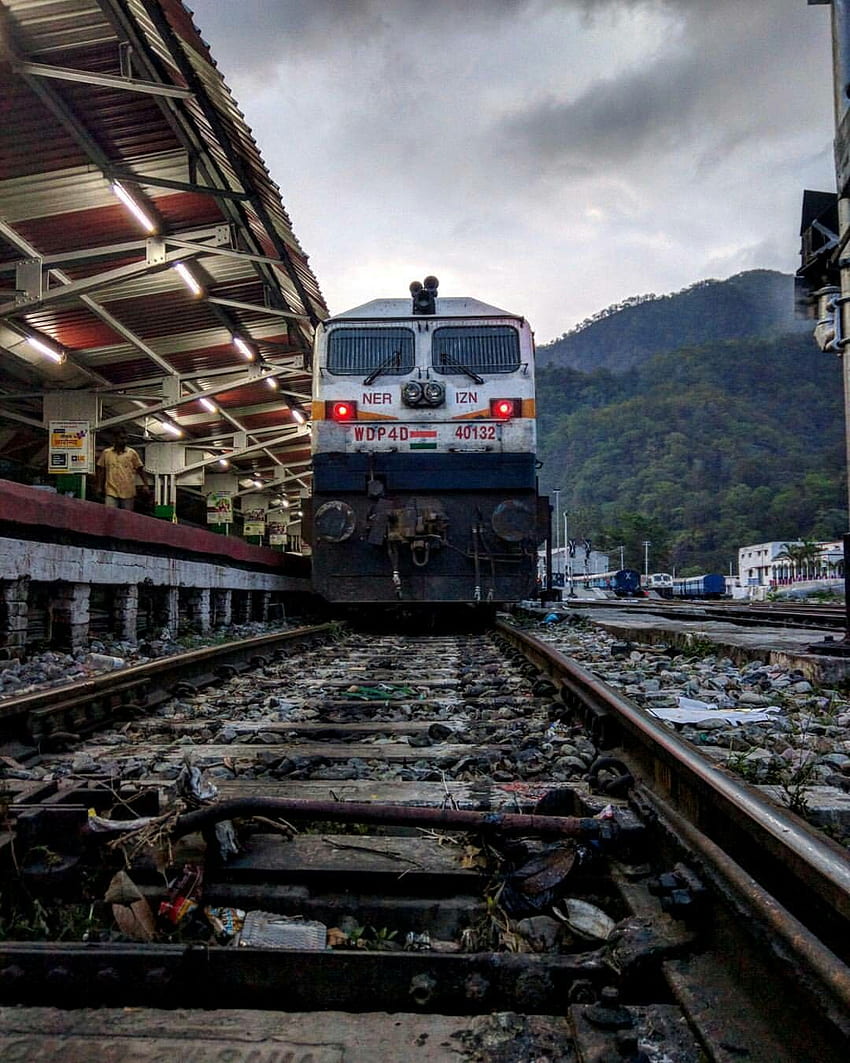 appa jadhav su Railway Engine. Grafico del treno, ferrovie indiane, treno Sfondo del telefono HD
