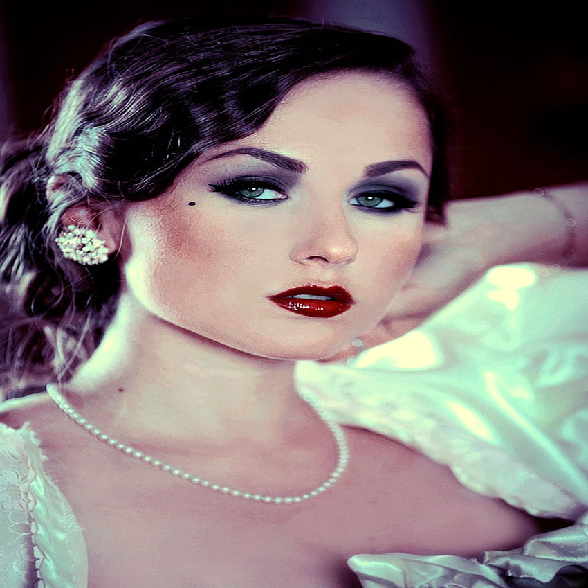 Beautiful woman, modelling, redlips, green eyes, beautiful face, female HD wallpaper
