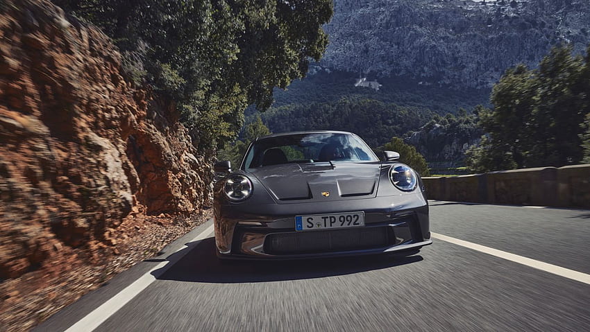 The new Porsche 911 GT3 with Touring Package - Porsche Newsroom USA, Porsche GT3 Touring HD wallpaper