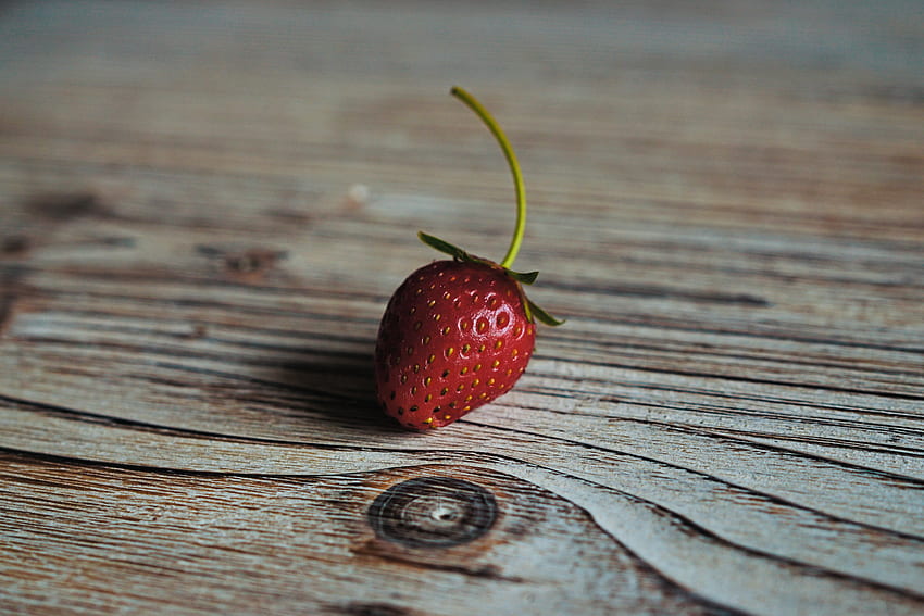 Food, Strawberry, Berry, Ripe, Wooden Table HD wallpaper