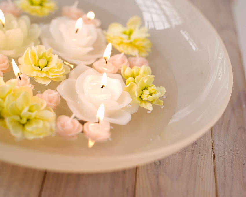 свещ с бяло жълто цвете, цялата в розова свещ [] за вашия мобилен телефон и таблет. Разгледайте свещи и рози. Коледна свещ, плаващи свещи HD тапет