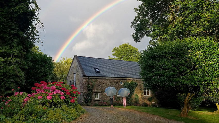 การกลับมาสู่ Airbnb ที่ดีที่สุดในไอร์แลนด์และกระท่อมครอบครัวที่สมบูรณ์แบบ Ireland Rainbow วอลล์เปเปอร์ HD