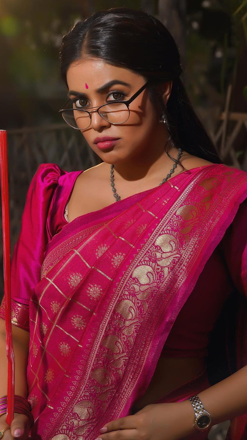 Poorna kasim, attrice telugu, modella, insegnanti Sfondo del telefono HD