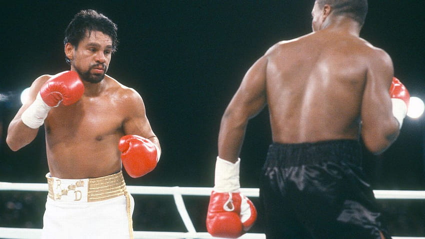 Boxing legend Roberto Duran in hospital with coronavirus with fears over damaged lung HD wallpaper