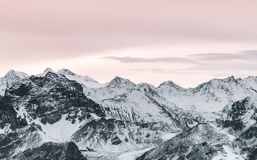 Tela dupla: um inverno de Innsbruck, um MacBook de montanha papel de parede HD