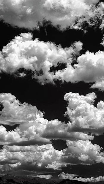 Bầu trời là biểu tượng của sự rộng lớn và tự do. Hình nền bầu trời tinh thần ban đầu HD sẽ khiến bạn cảm thấy nhẹ nhàng và thư thái. Hãy để trái tim của bạn bay lên cùng những đám mây và dòng chảy mây trên bầu trời.