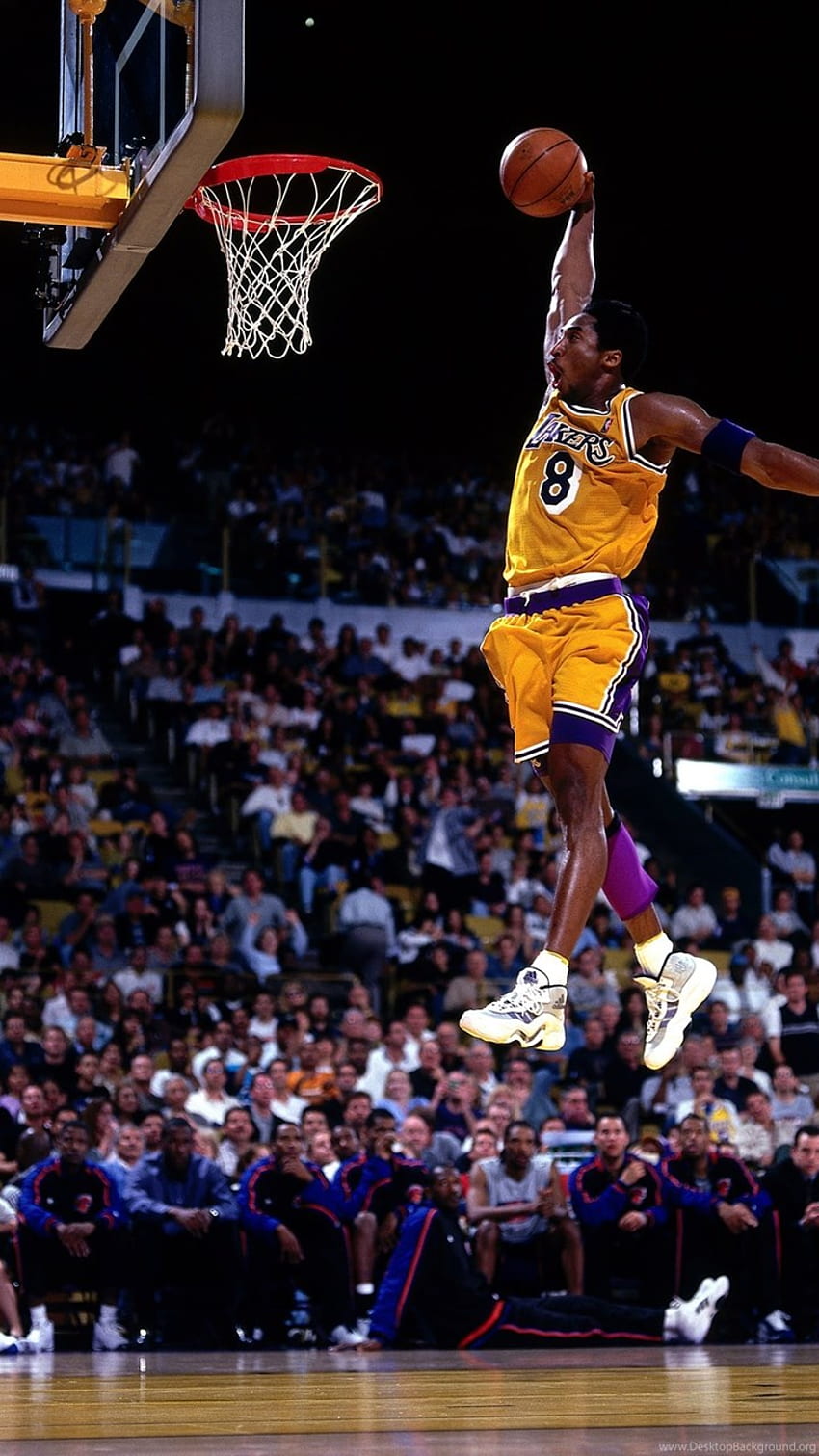 Kobe Bryant Dunks Wide - Kobe Bryant Dunking Poster - -, Kobe Bryant Afro HD тапет за телефон