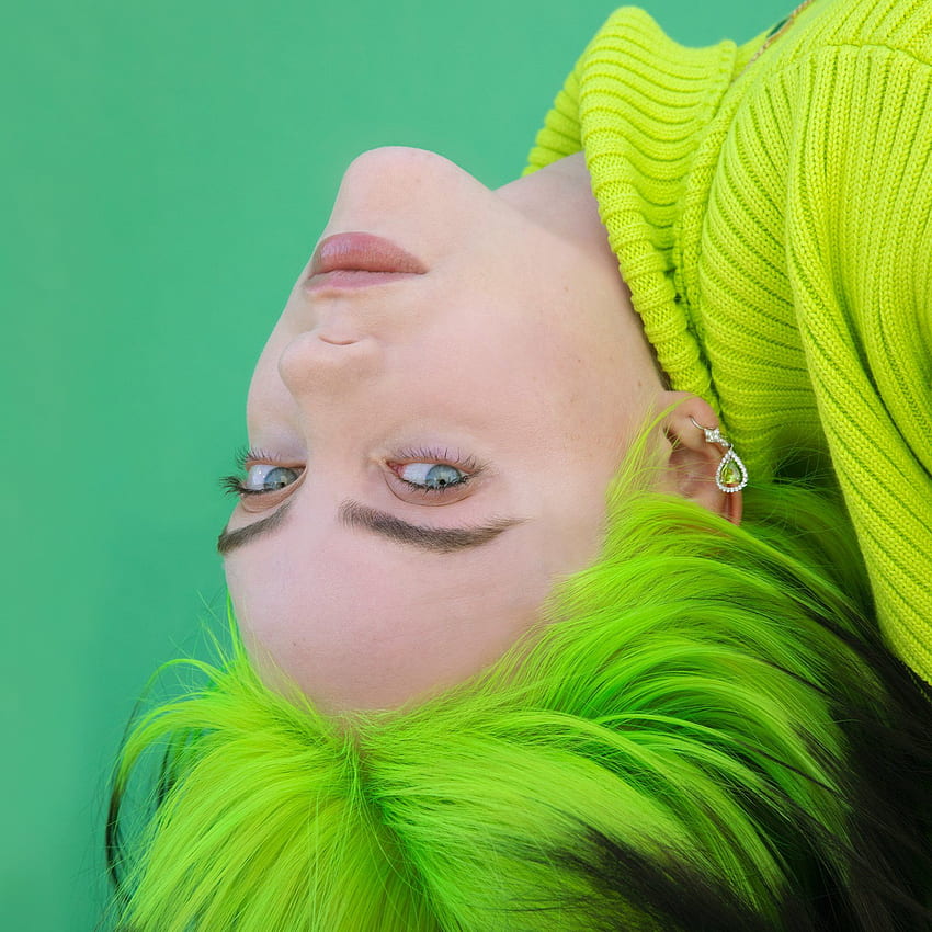 Comment Billie Eilish est passée de l'étrangeté adolescente à la célébrité, Billie Eilish Green Hair Fond d'écran de téléphone HD