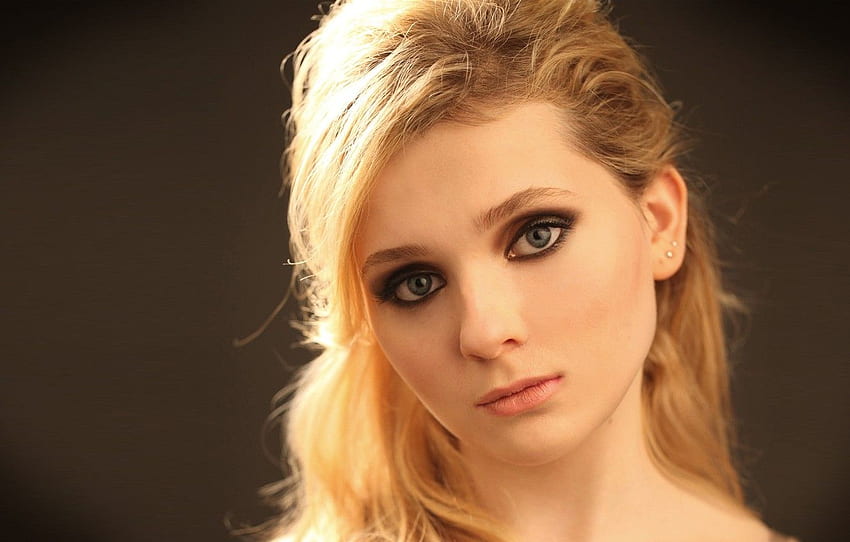 Abigail Breslin Hd Wallpaper Pxfuel The Best Porn Website