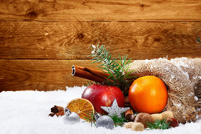Selamat Natal, kayu, musim dingin, graphy, bola perak, kecantikan, xmas, apel, salju, waktu musim dingin, natal ajaib, tahun baru, bola natal, manis, bersalju, sihir, tas, bola natal, bola, cantik, makanan, oranye , selamat tahun baru, kayu, cantik, natal, bola, bola perak, apel, perak, cantik Wallpaper HD