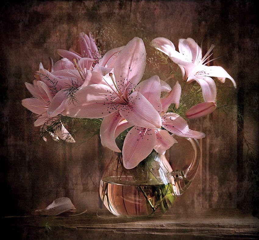 Нежно розово, розово, ваза, цветя, мека светлина, вода HD тапет