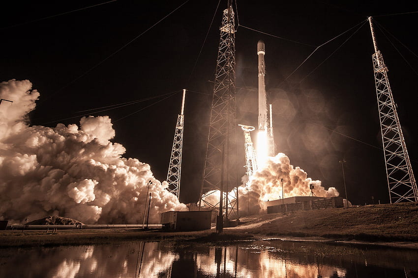 Falcon Heavy Rocket Successfully Launched by SpaceX