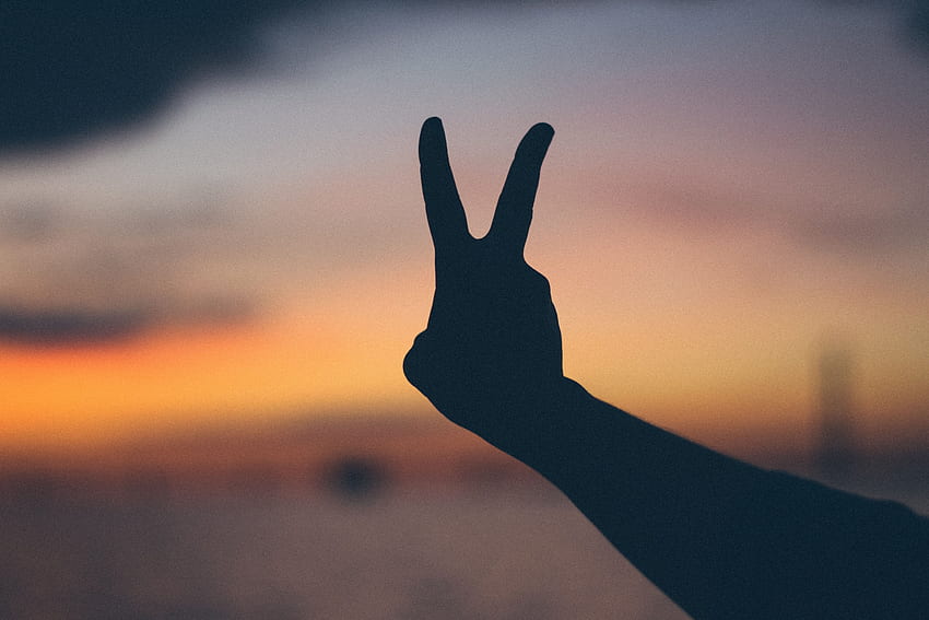 michigan, funny background, yellow, summer time, summer, , hip, peace sign, female, funny , hand, blurry, sunset, hipster, background, , peace, silhouette, stock , fi HD wallpaper