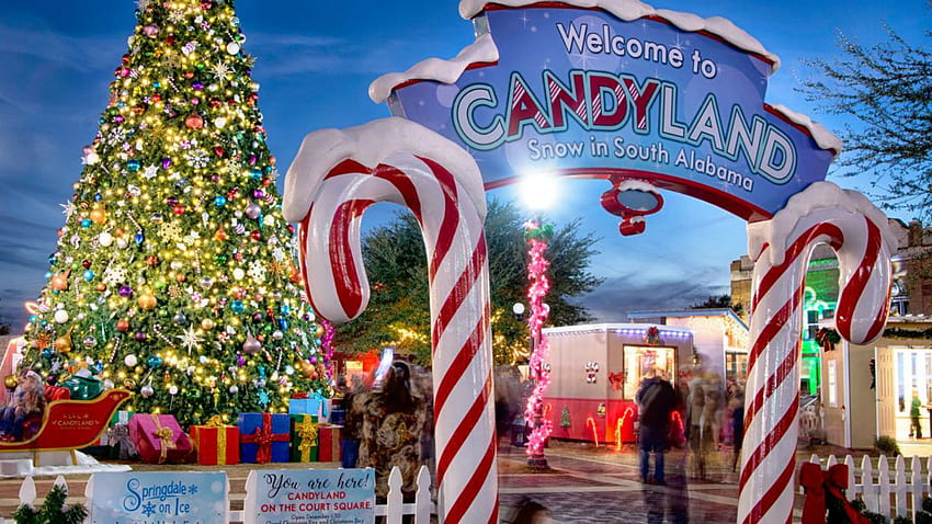 The Most Festive Christmas Cities In The US. 24 7 Tempo, Christmas Candyland HD wallpaper