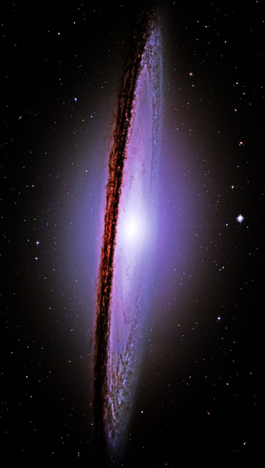 ВЕЛИЧЕСТВЕНАТА ГАЛАКТИКА MESSIER 104 (M 104) SOMBRERO От: Космическият телескоп Хъбъл на НАСА. Astronomie, Trou Noir, Espace Lointain HD тапет за телефон