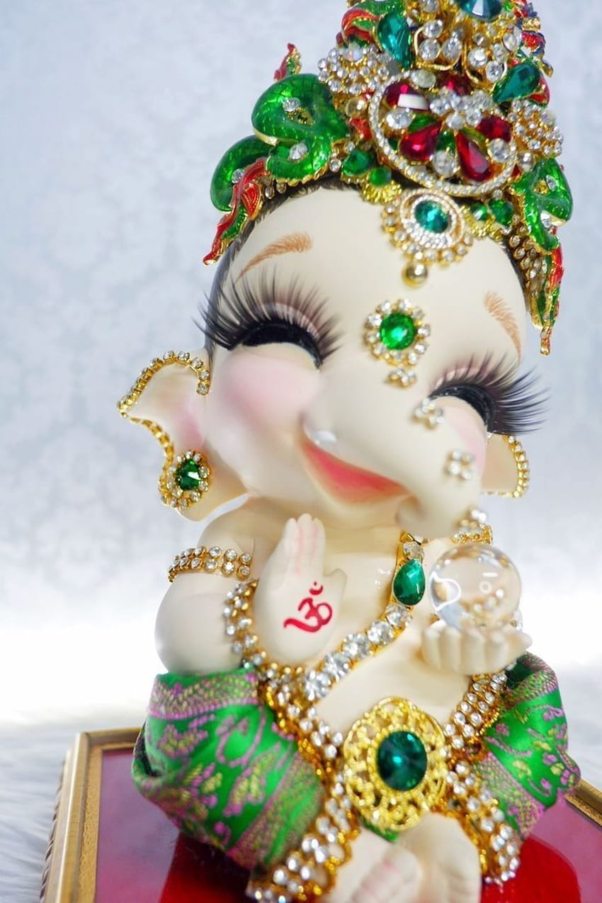 Sashina Devi on Ganesha. Baby ganesha, Happy ganesh chaturthi ...