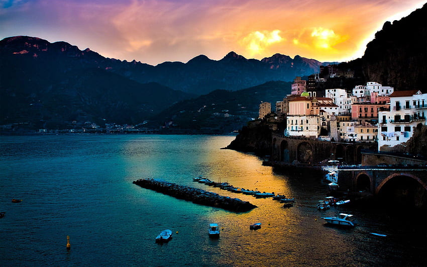 이탈리아의 아름다운 해안 마을 - 아말피 해안의 아름다운 포지타노, 이탈리아 해안 HD 월페이퍼