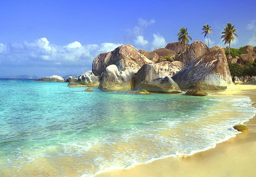 Acapulco, perairan biru kehijauan, indah, bebatuan, pantai, garis pantai, pohon palem, awan, langit Wallpaper HD
