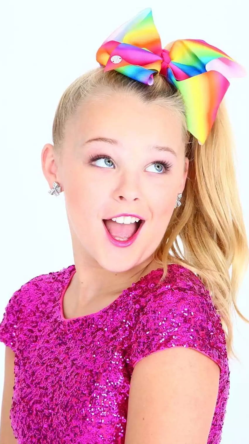 JoJo Siwa Joins Cast at JJJ's MXYZ Celebration, devore