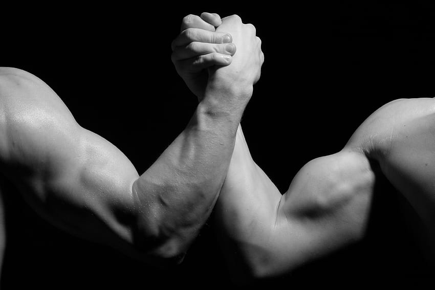 Mężczyźni, sport, ręce, walka, czarno-biały, walka, biceps, siłowanie się na rękę Tapeta HD