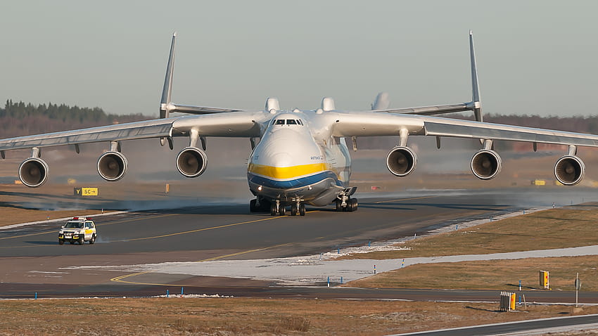 Antonov AN- 225 mr, aeroporto, pista, aeroplano, auto, veicolo Sfondo HD