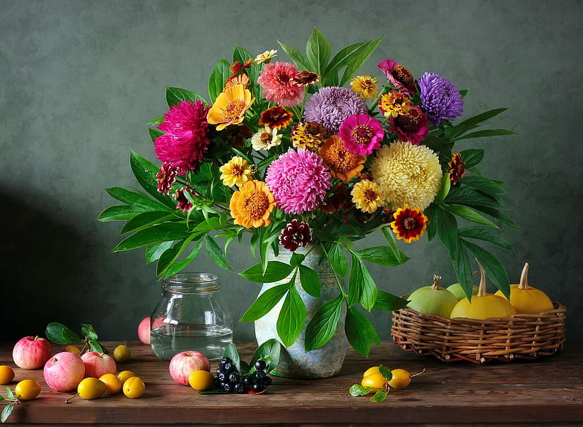 Stillleben, Blumenstrauß, Herbst, Vase, schön, Korb, Blätter, zart, Äpfel, hübsch, Herbst, Blumen, lieblich HD-Hintergrundbild