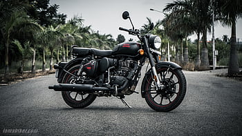 BS6 Royal Enfield Classic 350 Stealth Black edition review