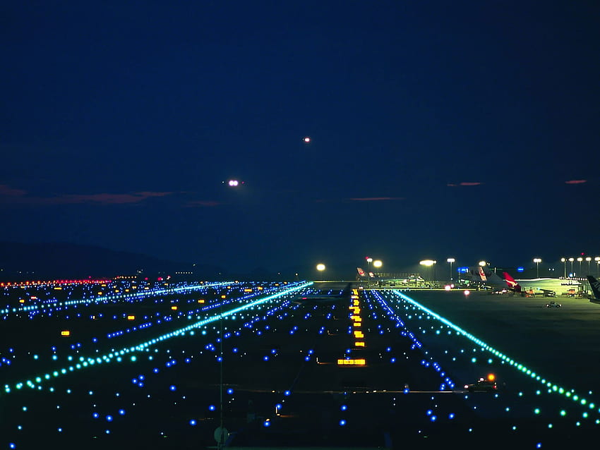 รันเวย์สนามบิน แสงไฟ กลางคืน เครื่องบิน ไฟส่องสว่าง • For You For & Mobile วอลล์เปเปอร์ HD