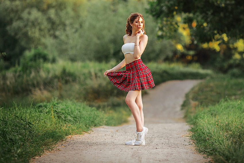 Redhead in a Plaid Skirt, skirt, outdoors, redhead, model HD wallpaper