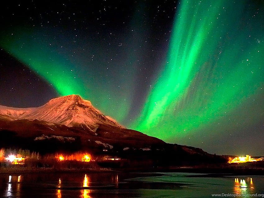 Real Northern Lights graphy . HD wallpaper