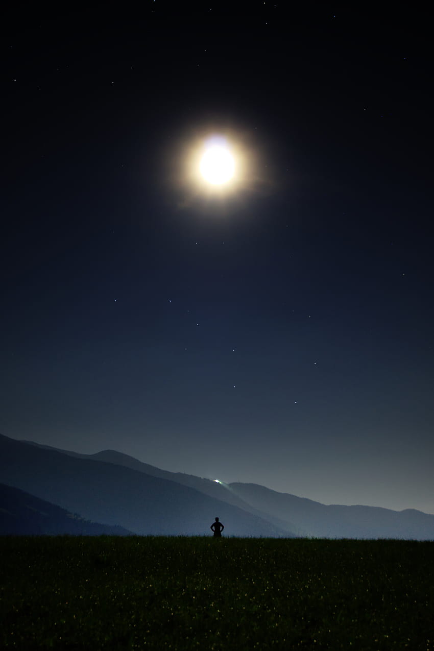 Himmel, Sterne, Nacht, Dunkel, Silhouette, Feld, Mensch, Person HD-Handy-Hintergrundbild