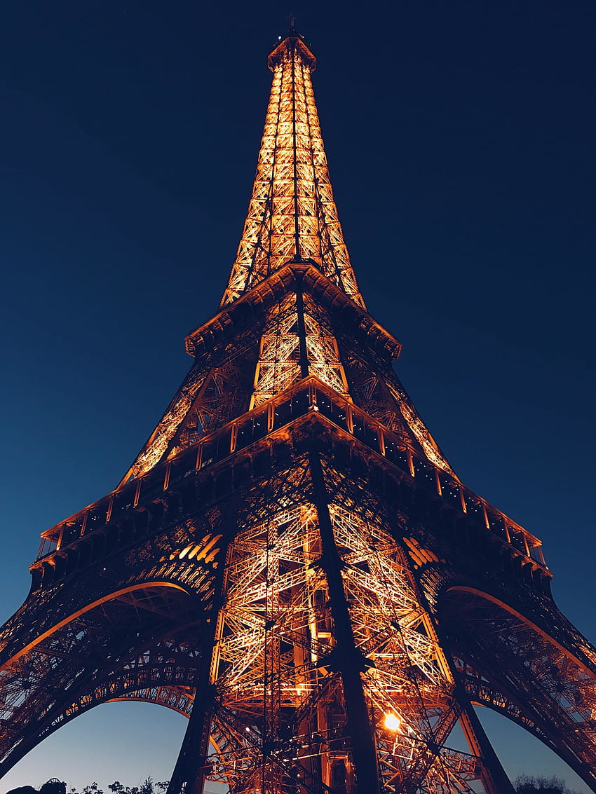 Айфеловата кула, град, Париж, нощ, архитектура HD тапет за телефон