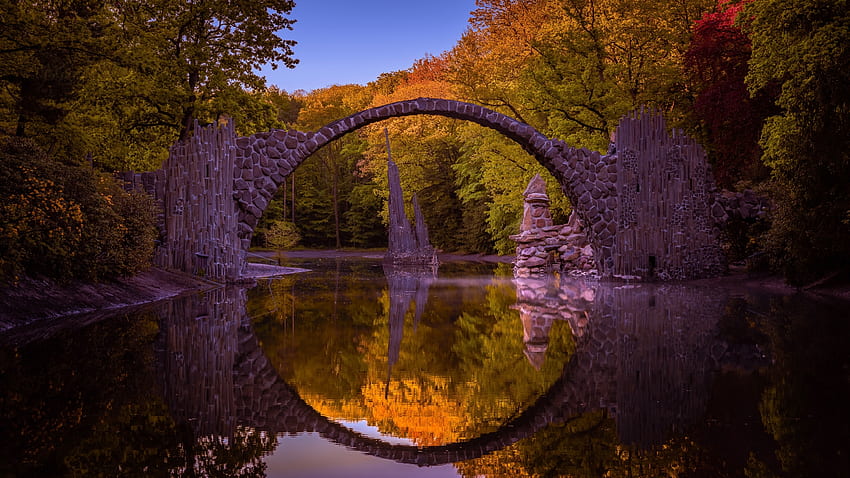 Devils Bridge, Rakotz Lake, Saxony, Germany, forest, reflection, water, autumn, trees, sky HD wallpaper