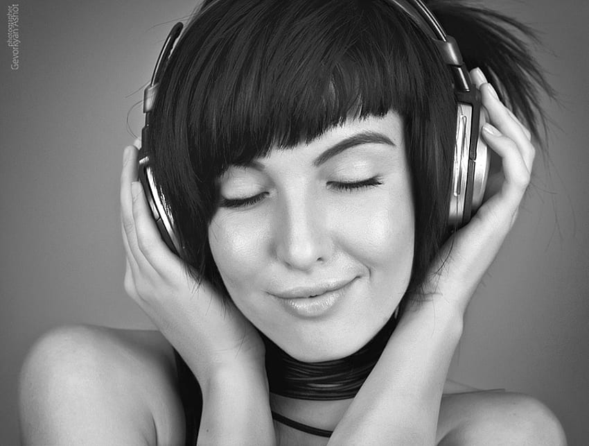 FEEL THE MUSIC, music, graphy, portrait, face, bw, woman, headphone ...