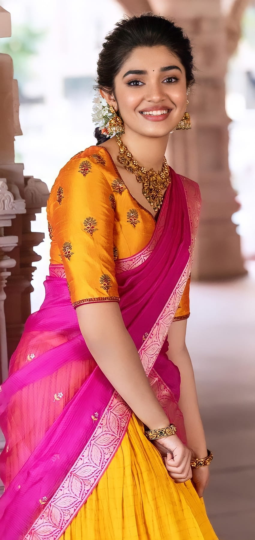 Krithi Shetty, sari, pink HD phone wallpaper