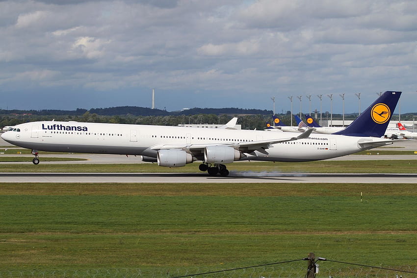 แอร์บัส A340 600 ของ Lufthansa ที่มิวนิก เครื่องบิน 4006 วอลล์เปเปอร์ HD