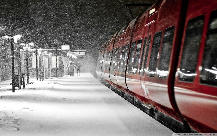 赤い電車、冬の❤ for Ultra TV、Tokyo Snow 高画質の壁紙