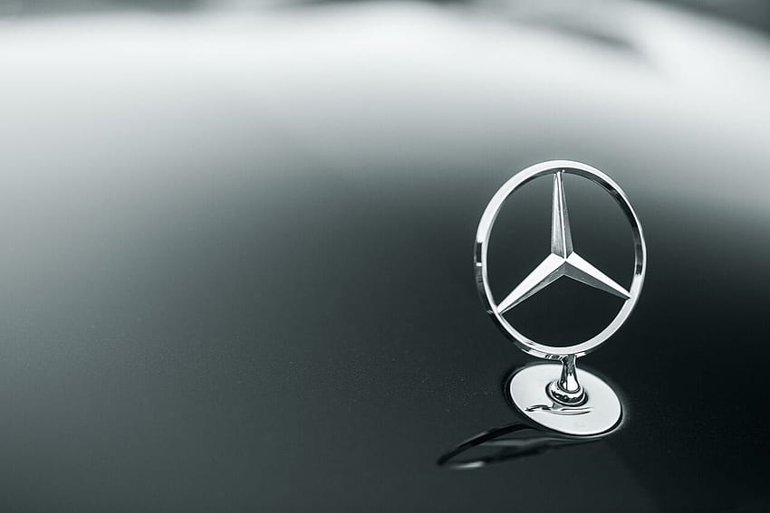 Mercedes Benz Perfect Combination Between A Beautiful Landscape And A Shiny Star! HD wallpaper