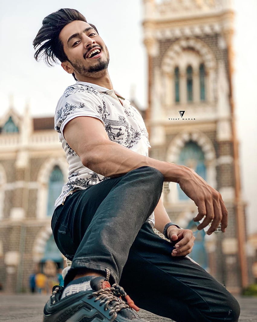 Mr Faisu ( Faisal Shaikh ) & Pic. A Smile Is The U 2020, Vijay ...