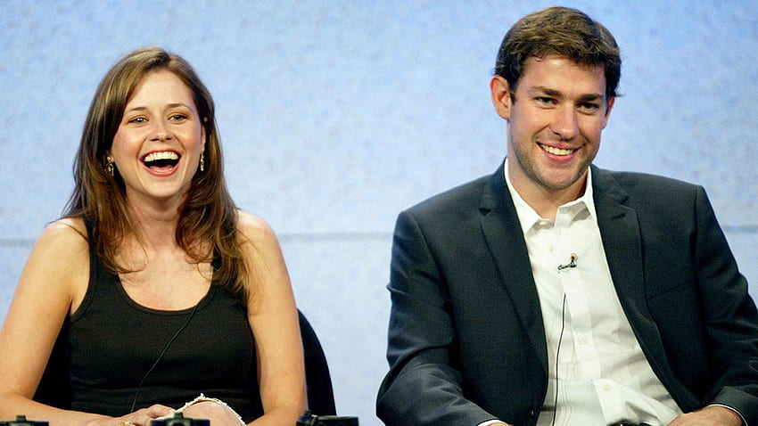 Jenna Fischer Reveals She and John Krasinski Were 'Genuinely in Love' While Filming 'The Office', Jim Halpert and Pam Beesly HD wallpaper