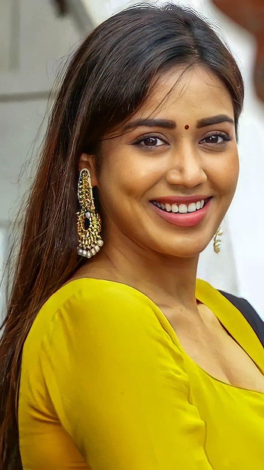 Nivetha pethuraj นักแสดงหญิงชาวทมิฬ วอลล์เปเปอร์โทรศัพท์ HD